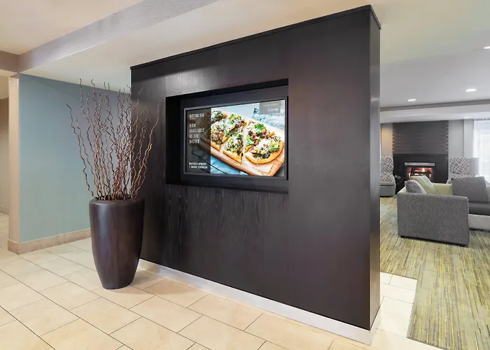 Courtyard By Marriott Princeton