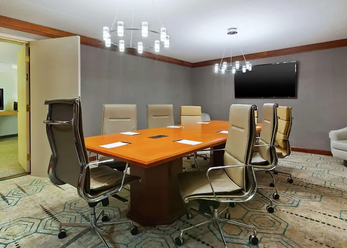 Hotel Auburn Hills