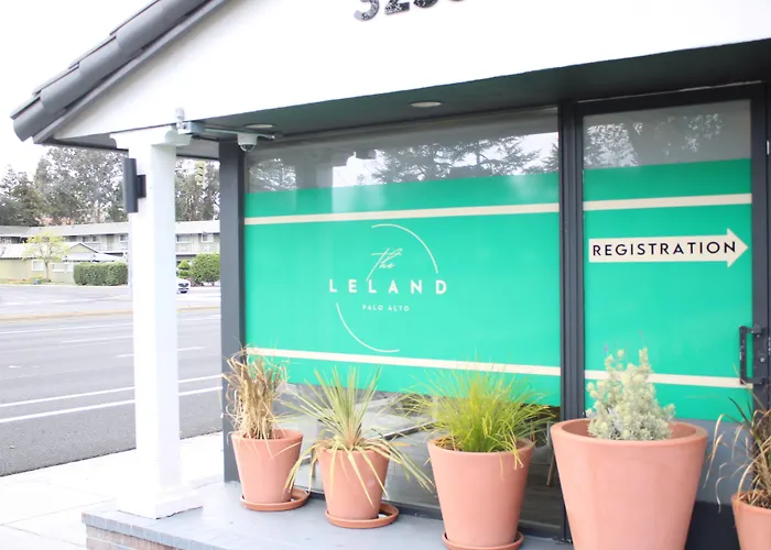 Leland Hotel