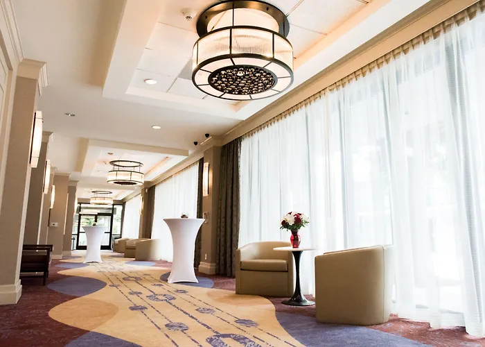 Holiday Inn Long Beach - Airport By Ihg