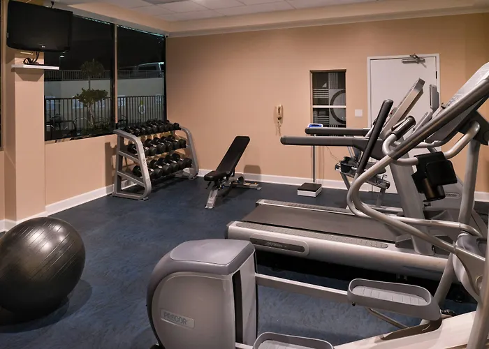 Holiday Inn Express & Suites Pasadena - Los Angeles By Ihg