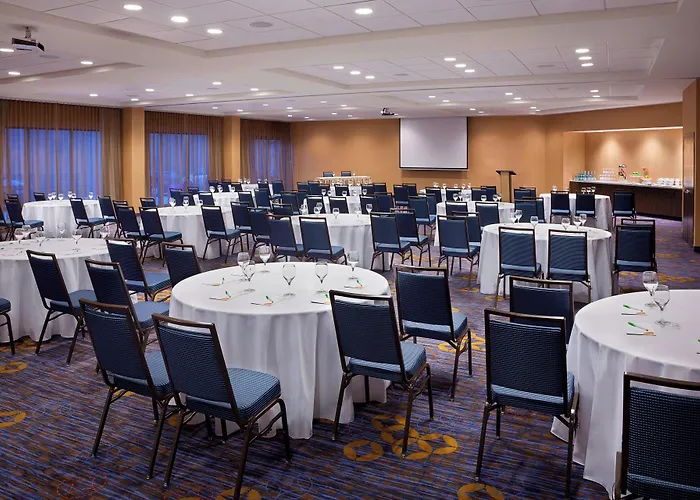 Courtyard By Marriott Toronto Northeast/Markham