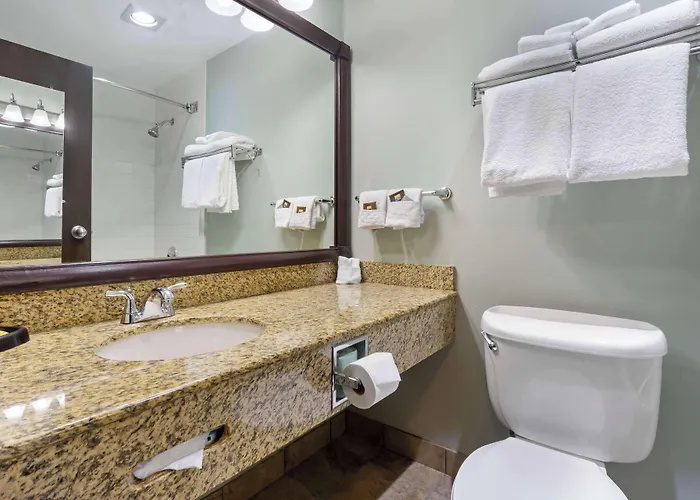 Best Western Plus Ahtanum Inn