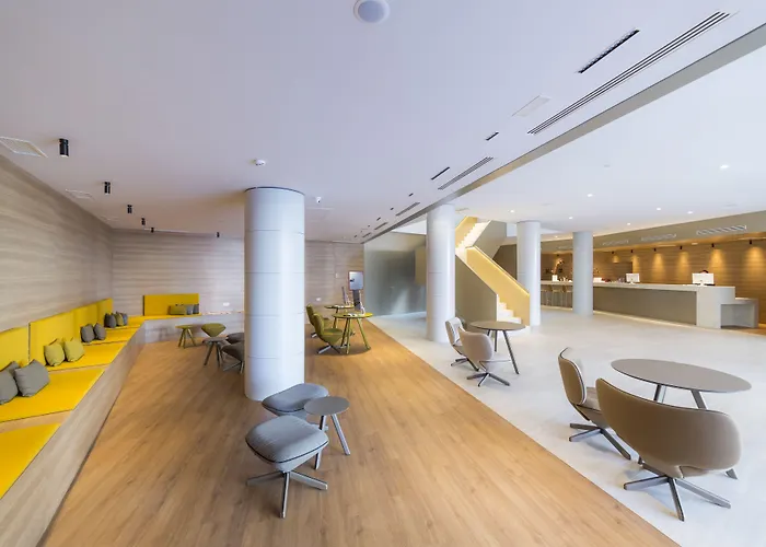 Hotel Macia Sevilla Kubb