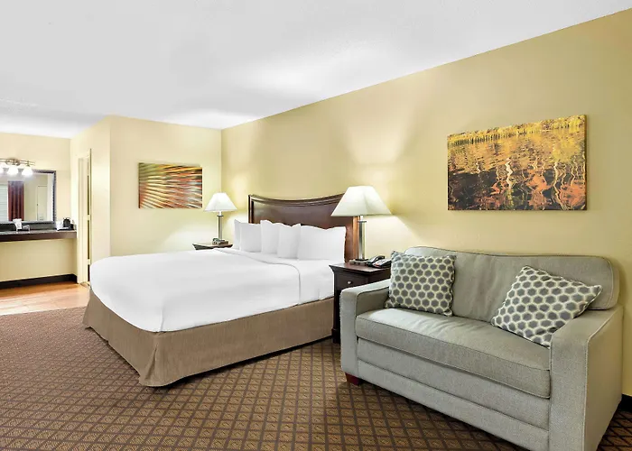 Best Western Coach House