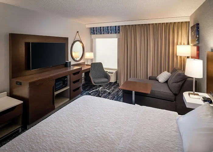Hampton Inn Long Island/Commack
