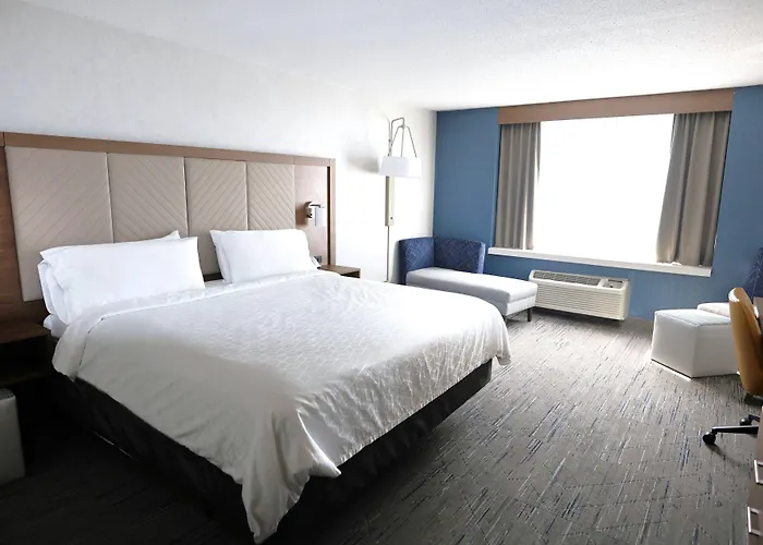 Holiday Inn Express Detroit-Birmingham By Ihg