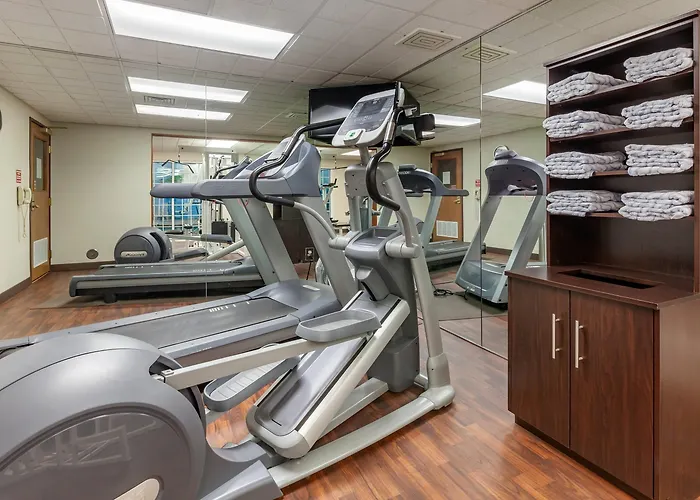 Comfort Suites Marquette