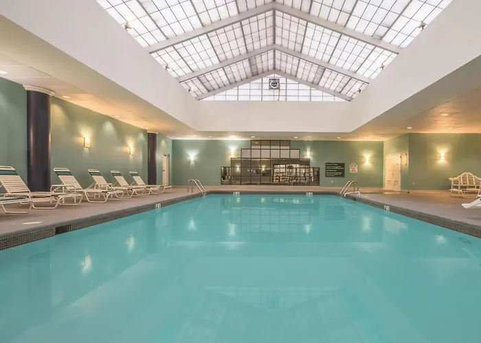 La Quinta By Wyndham Secaucus Meadowlands