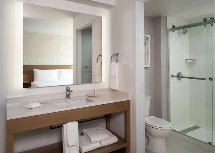 Hyatt Place Fort Myers Estero - Newly Renovated