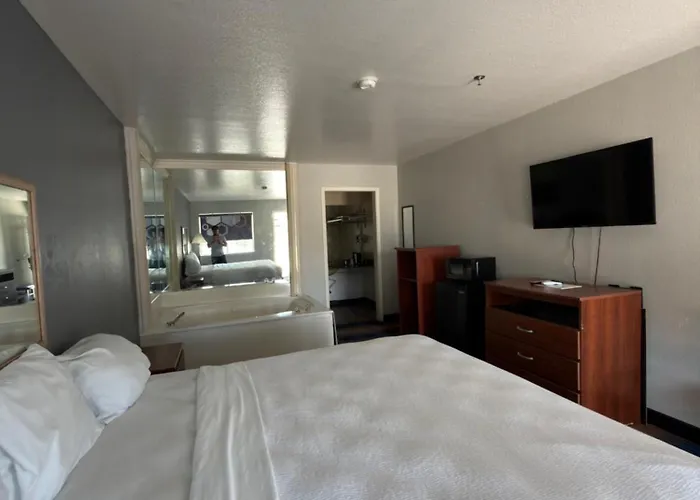 Baymont By Wyndham Willow Park