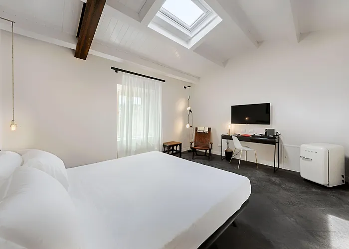 A.D. 1768 Boutique Hotel