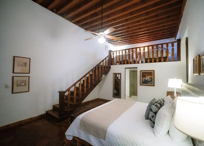 Hotel El Farol