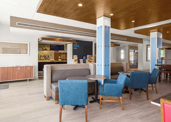 Holiday Inn Express & Suites Sanford - Lake Mary By Ihg