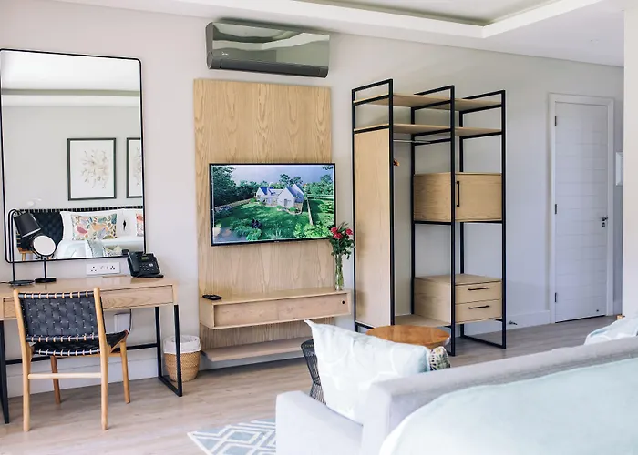 Hotel Olivewood