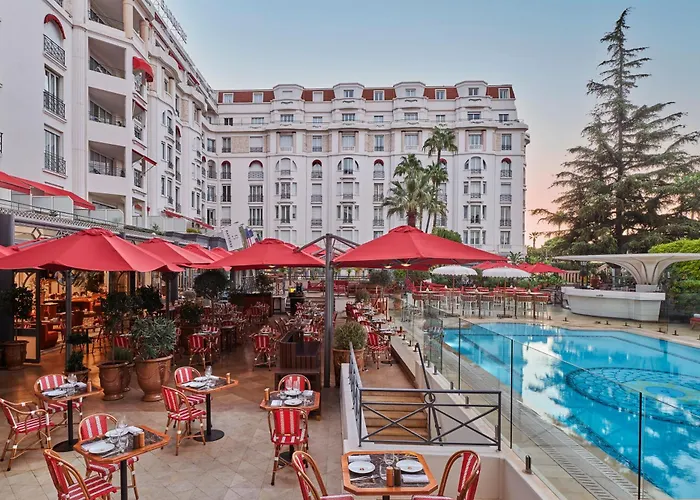 Hôtel Barrière Le Majestic Cannes