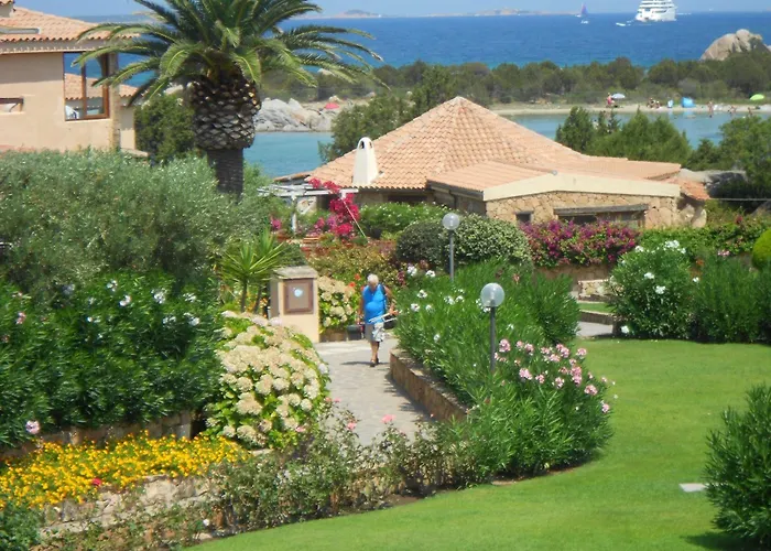 Baia De Bahas - Apartments & Resort Marinella 