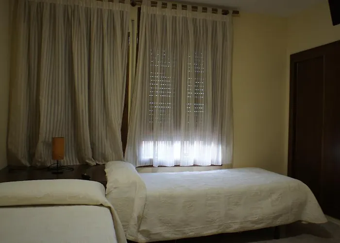 Hotel Puente Romano