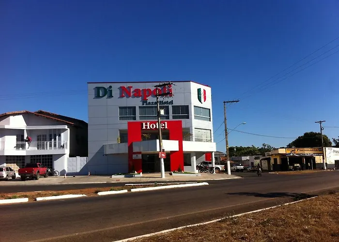 Di Napoli Plaza Hotel