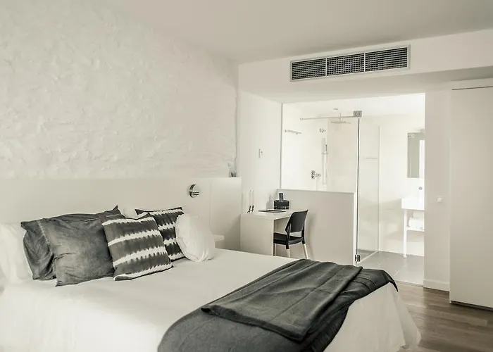 Tramuntana Hotel - Adults Only