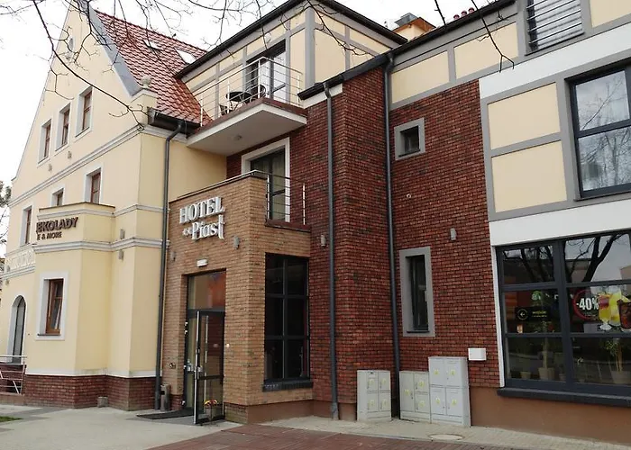 Hotel Piast Przy Zamku