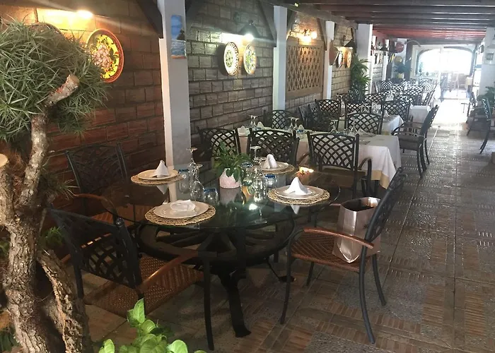 Hotel Almadrabeta