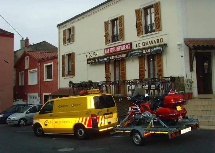 Le Bravard