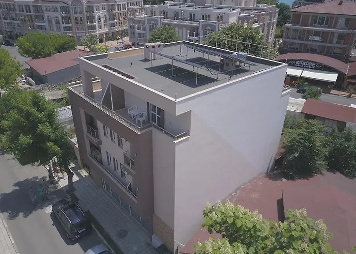 Ivatea Family Hotel