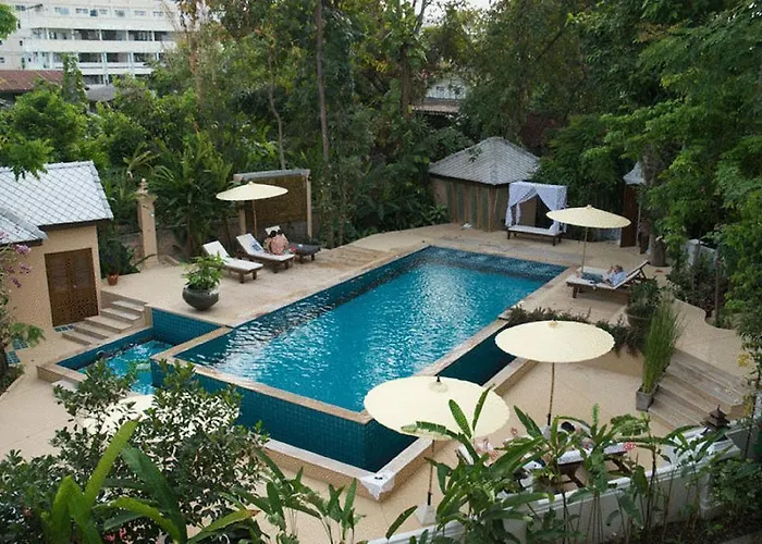 Changpuak Hotel