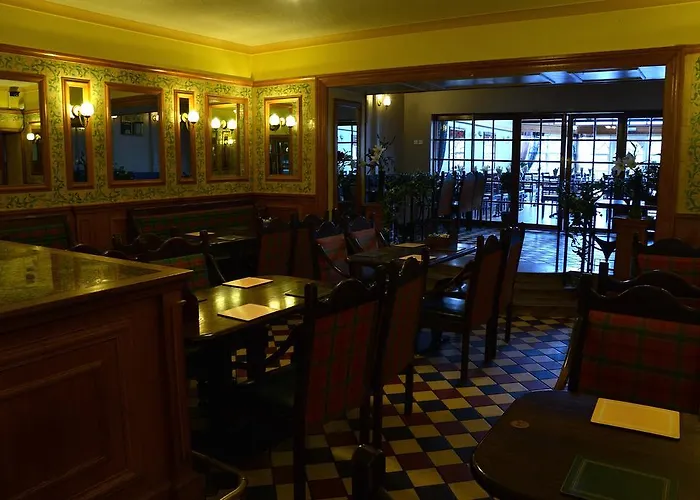 Crown Hotel