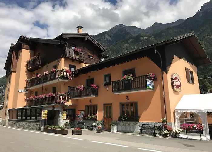 Albergo Ristorante Pizzeria DEL PONTE Baceno