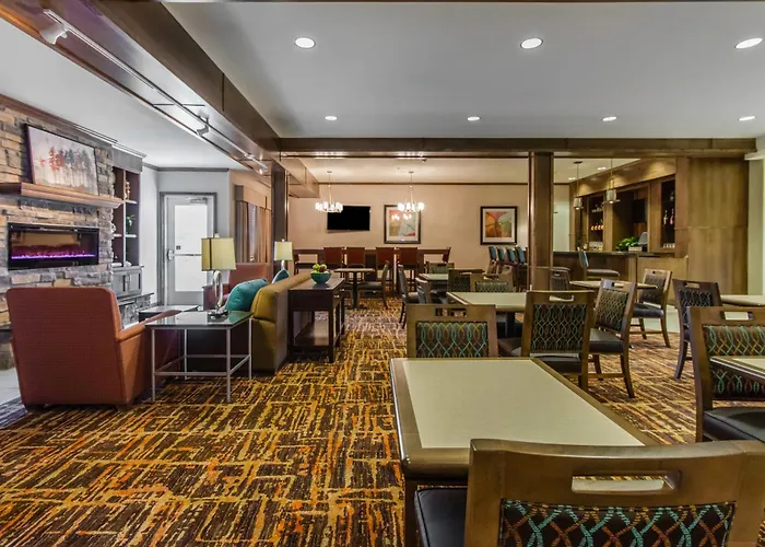 Mainstay Suites Watford City - Event Center