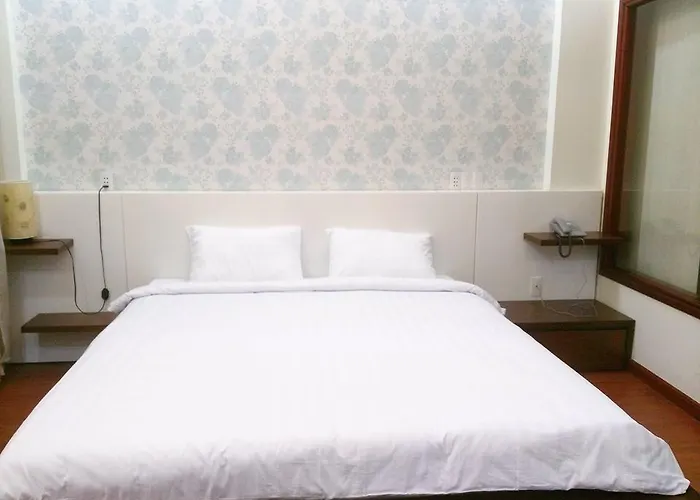 Blossom July Hotel Da Nang