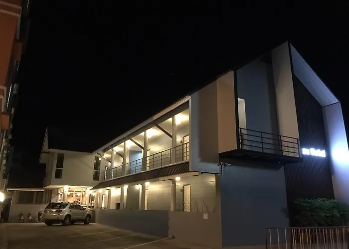 De Nan Hotel