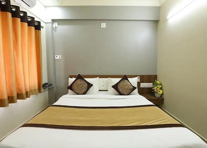 Hotel Loyal Residency