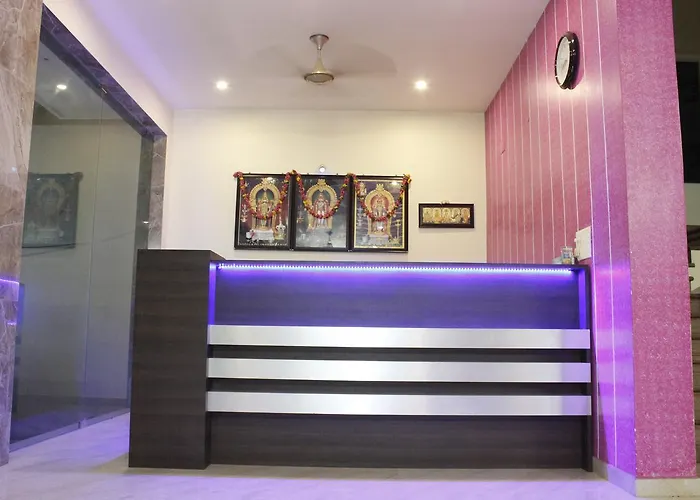 Sasti Hotel Palani
