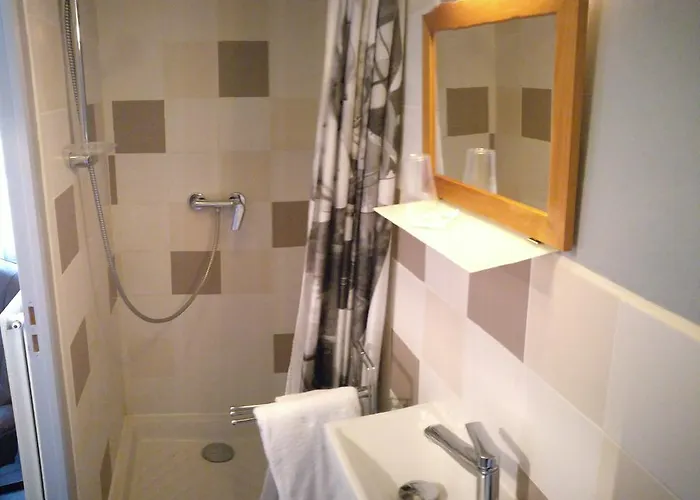 hotel le chatiague