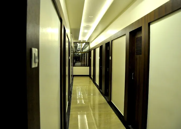 Hotel Gulmohar Pride