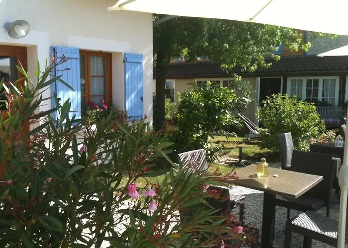 Logis Hotel La Grange Du Relais