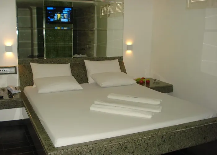 Hotel Colonial (Adults Only)