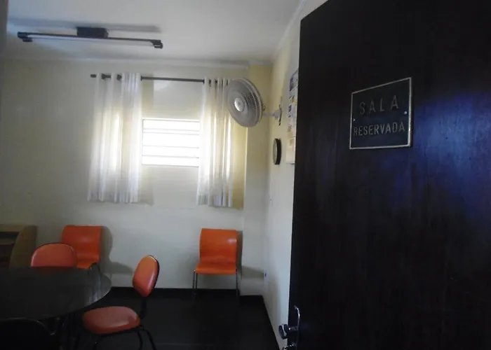 Hotel London