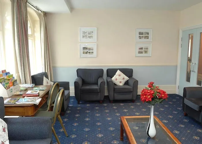 Cumberland Hotel