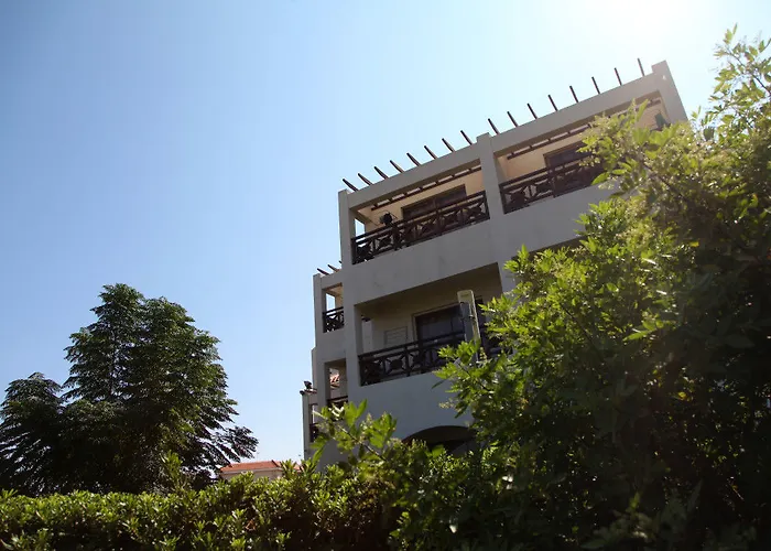 Mimosa Beach Hotel