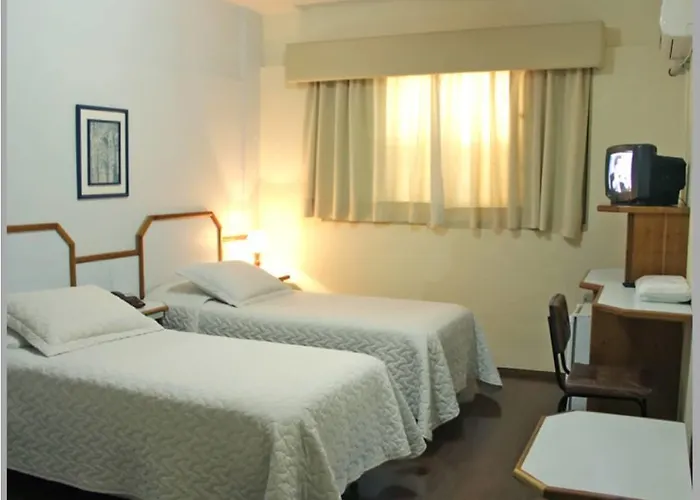 Cometa Plaza Hotel
