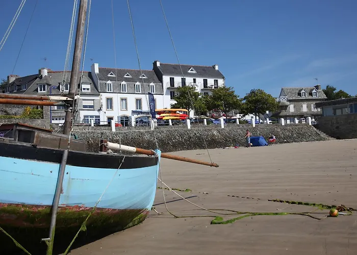 Hotel du port