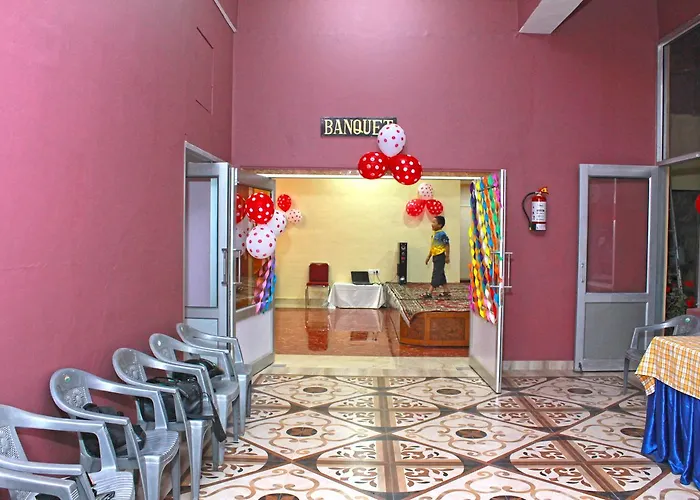 Hotel Shikhar & Restaurant