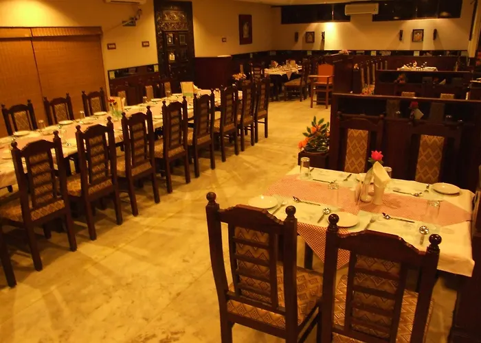 Hotel Saradharam