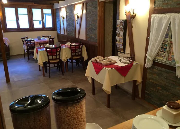 Auberge Des Trois Chateaux