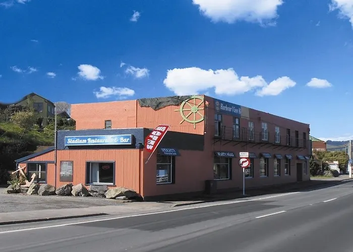 Harbourview Stadium Hotel