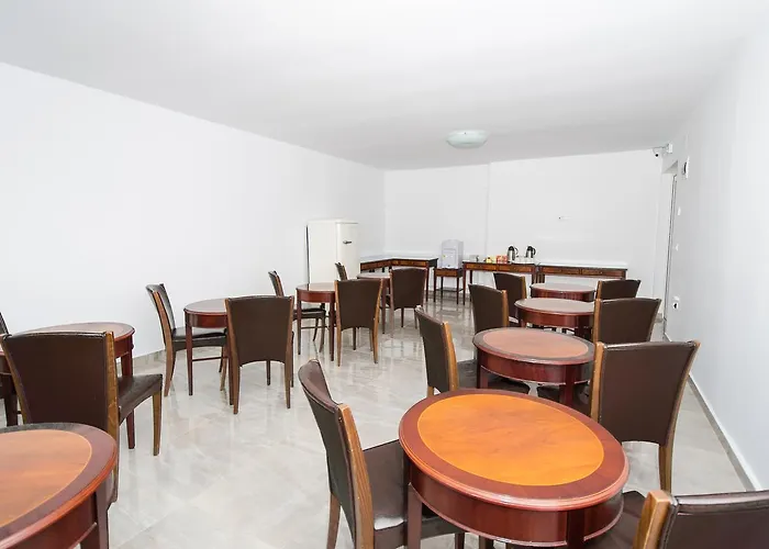 Hotel Eka